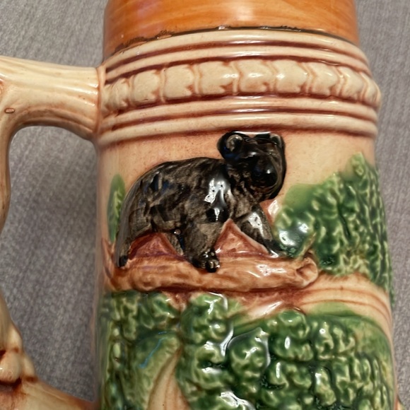 Vintage GREAT SMOKY MOUNTAINS Beer Stein with Bear & Native American - Picture 12 of 14